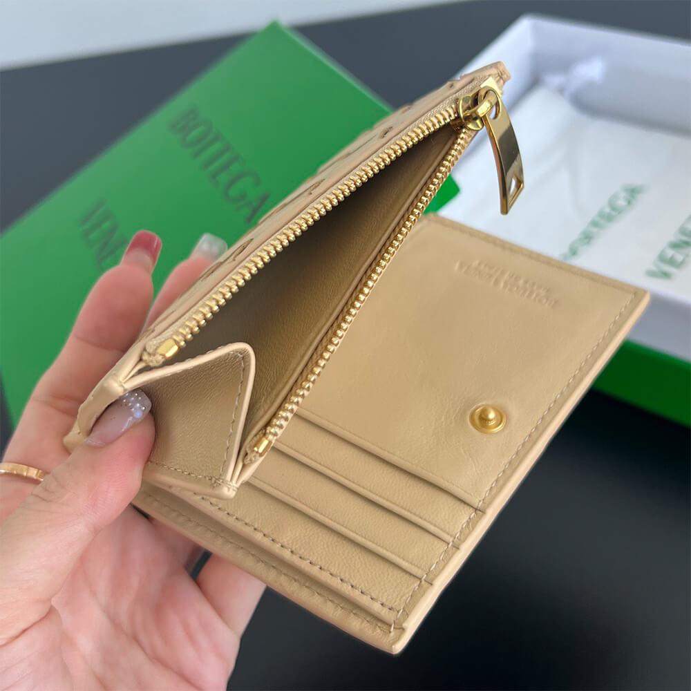 Intrecciato Small Bi-Fold Wallet(HIGH-END GRADE)