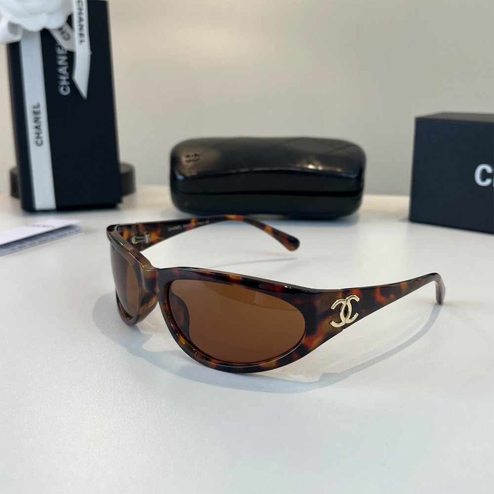 Ch**el Sunglasses