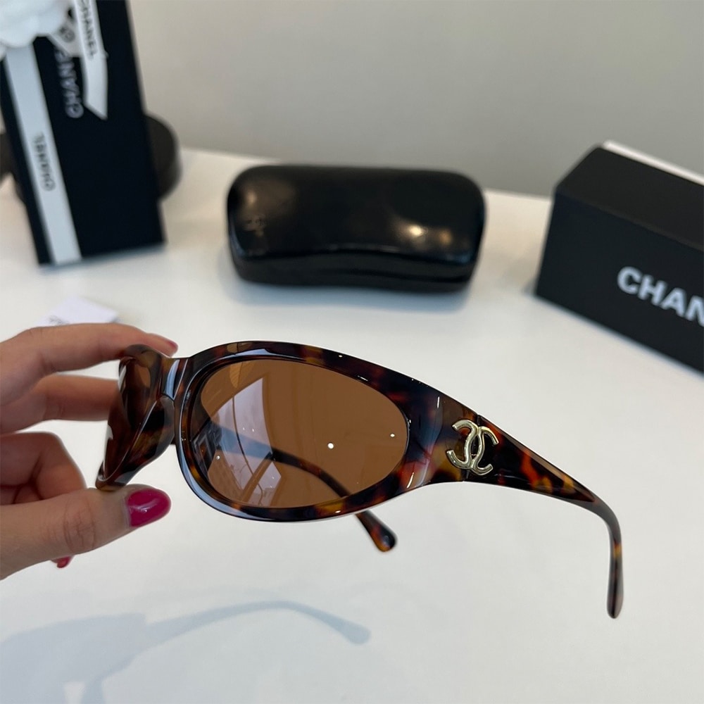 Ch**el Sunglasses