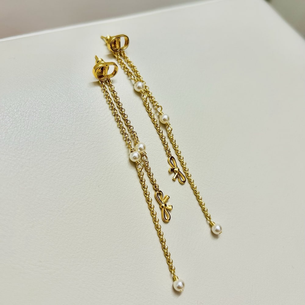 D10r CD Mini Bow Earrings