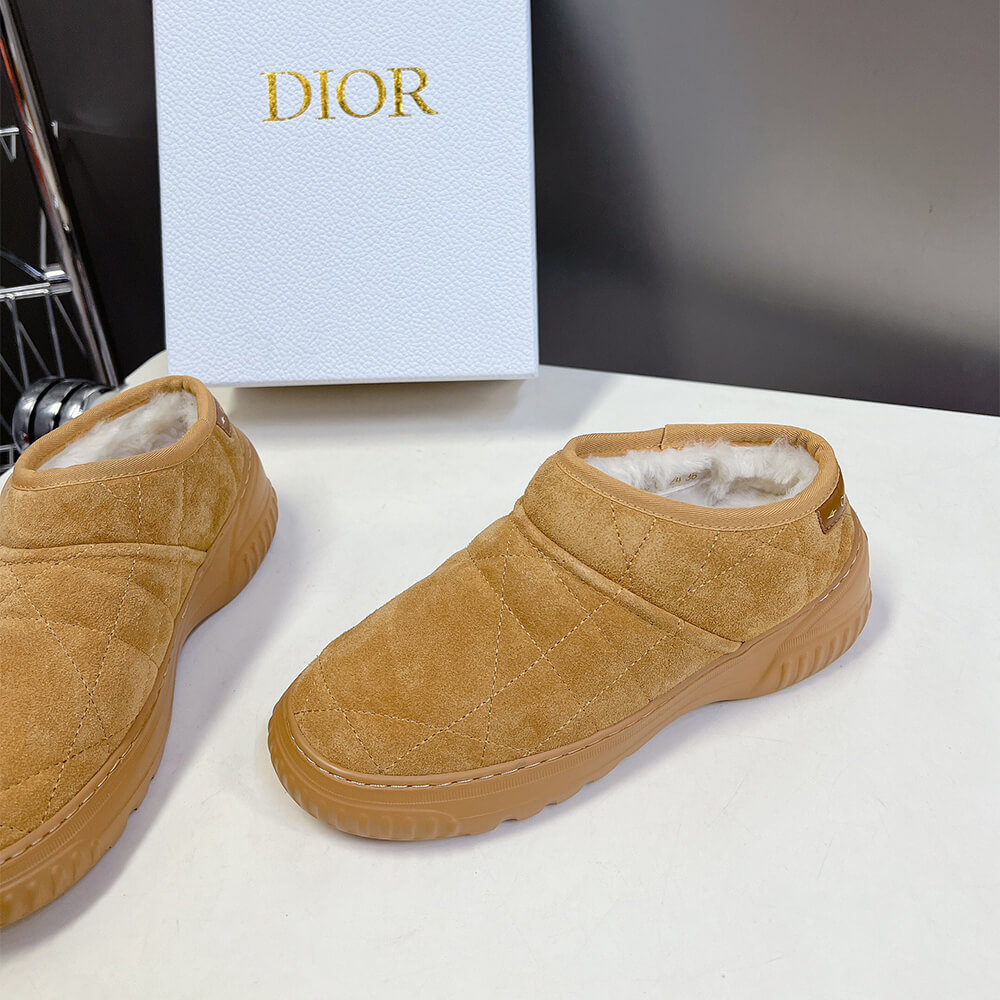 D10r Frost Ankle Boot