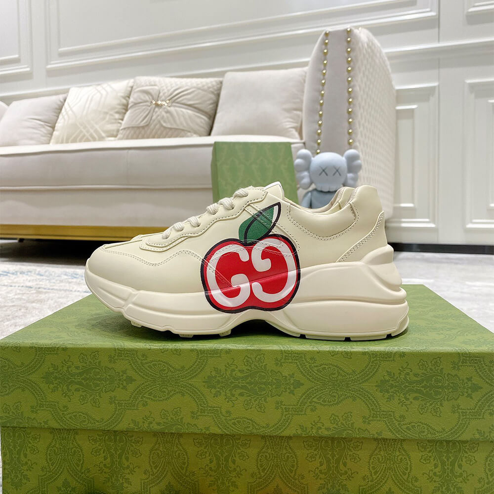 Gvc*1 Rhyton Apple-print Sneaker