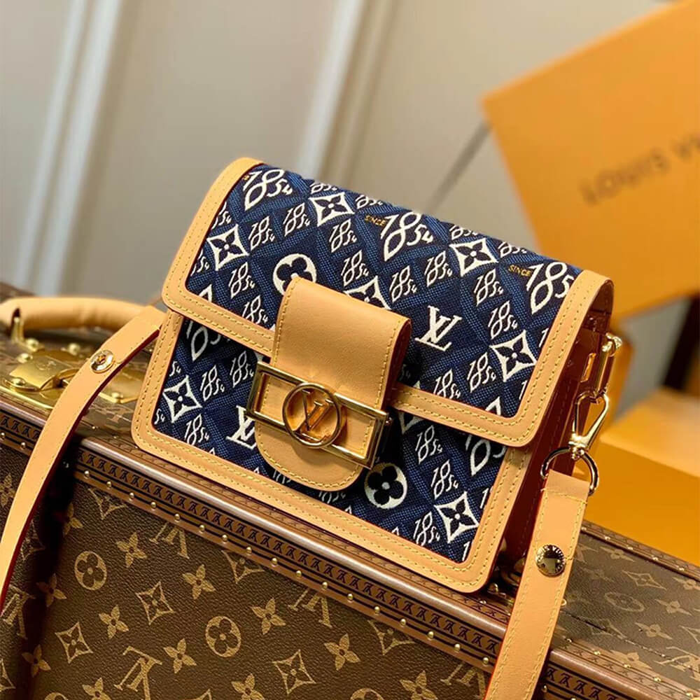 L0vis Vvtt0n DAUPHINE mini handbag
