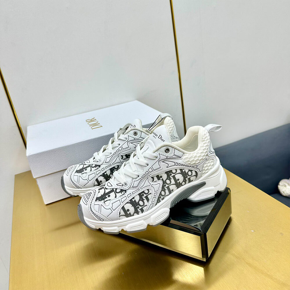 Chr1st1an D10r Vibe Sneaker