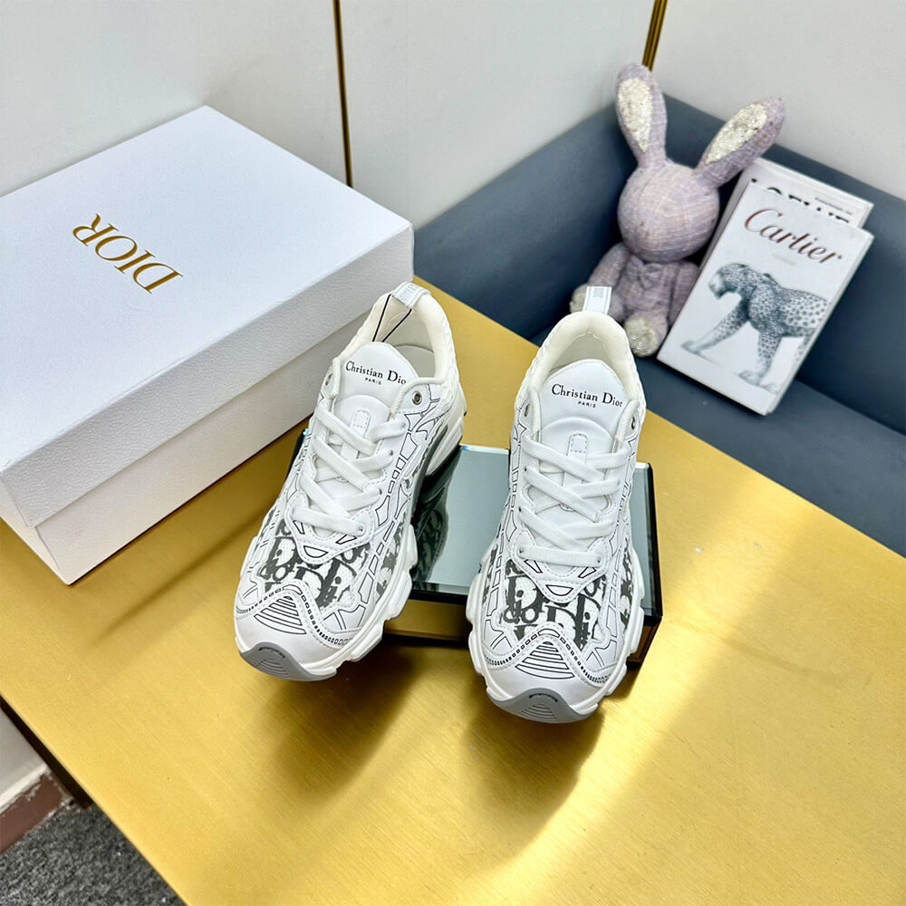 Chr1st1an D10r Vibe Sneaker