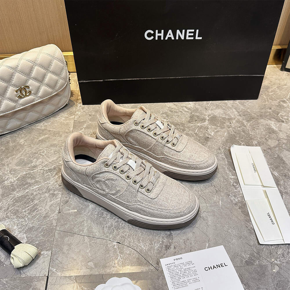 Ch**el Trainers