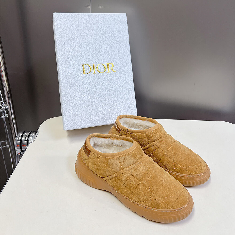 D10r Frost Ankle Boot