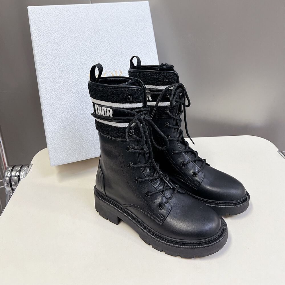 D10r Boots