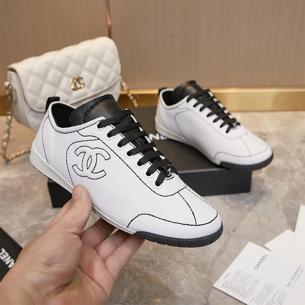 Ch**el Trainers