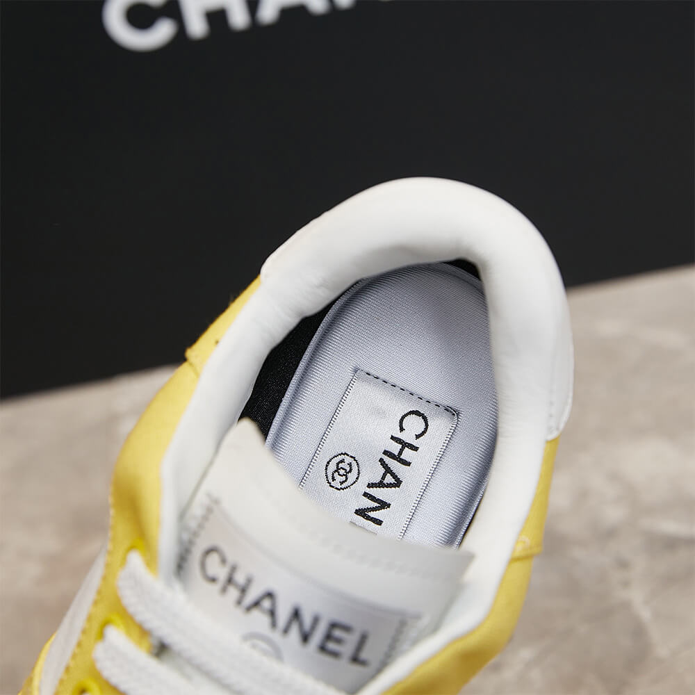Ch**el Trainers
