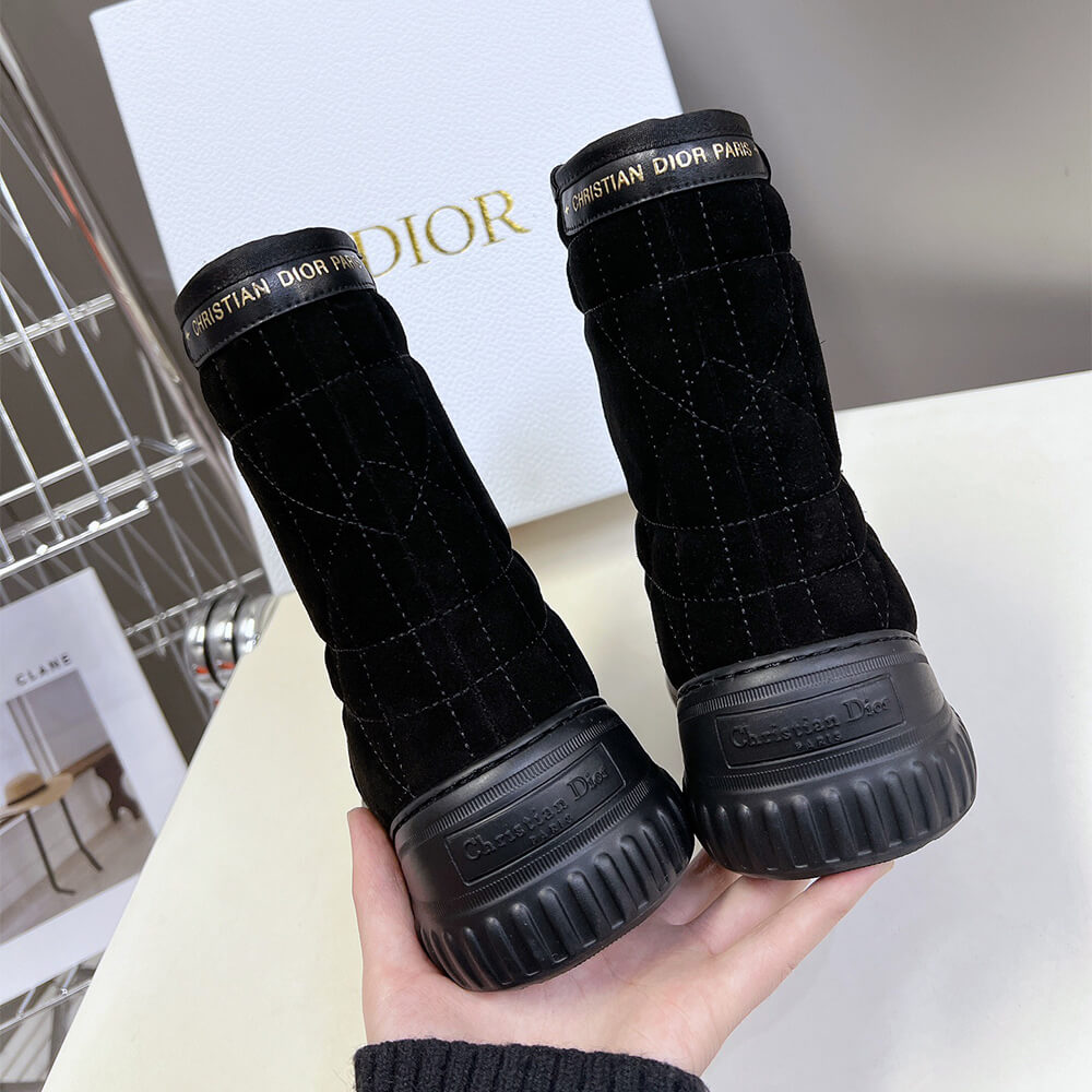 D10r Frost Ankle Boot