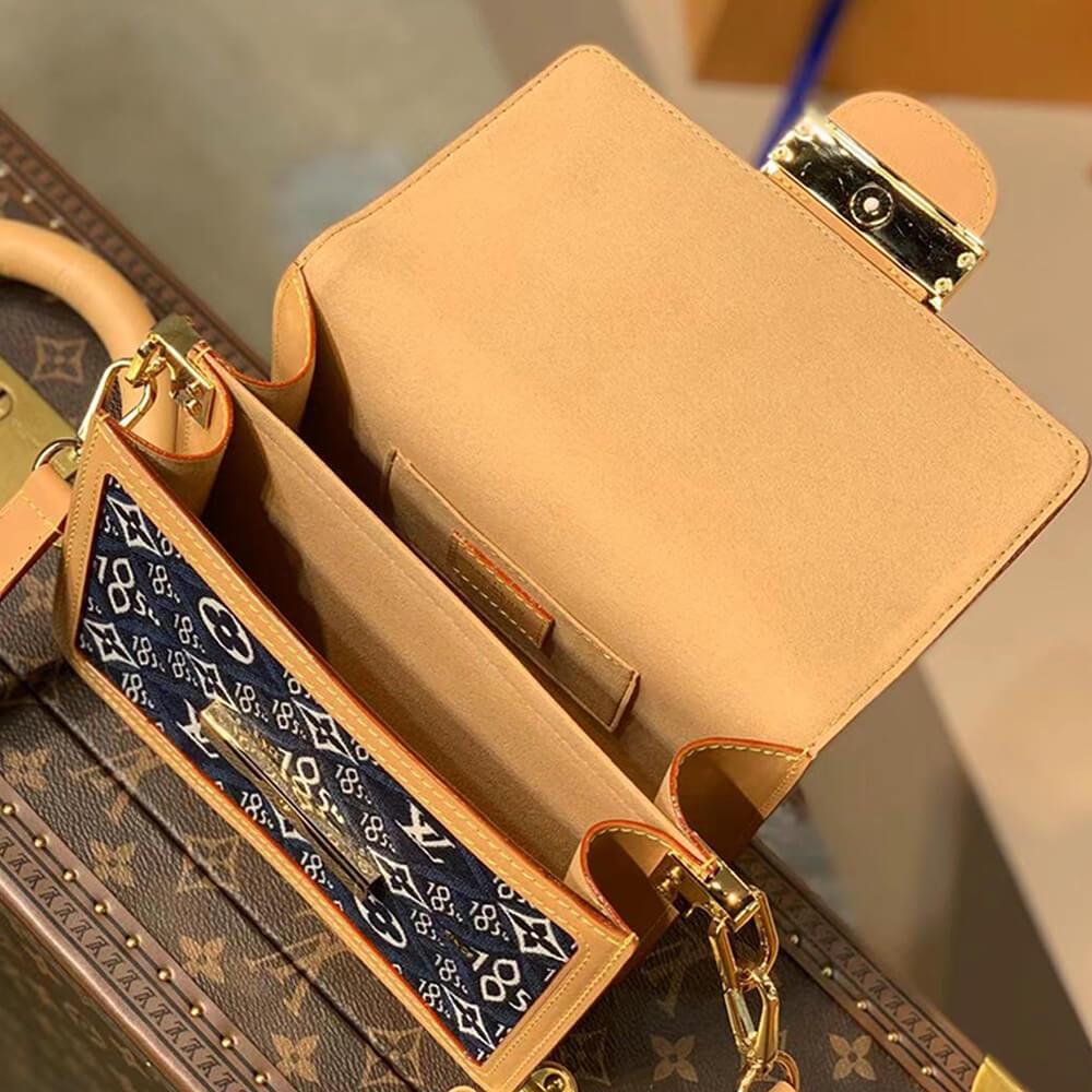 L0vis Vvtt0n DAUPHINE mini handbag