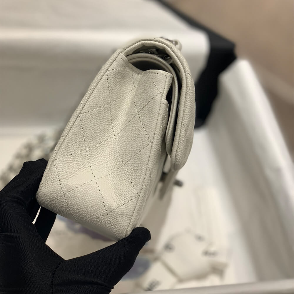 Ch**el SMALL CLASSIC HANDBAG