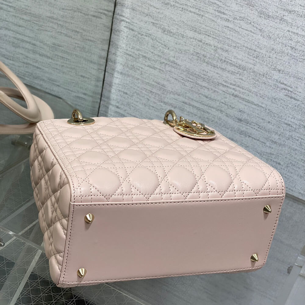 Medium Lady D10r Bagn