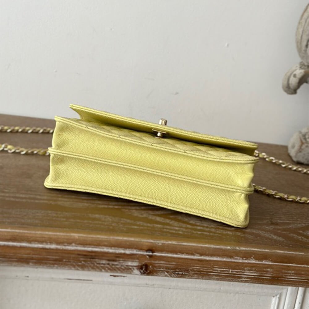 Ch**el Chain Clutch
