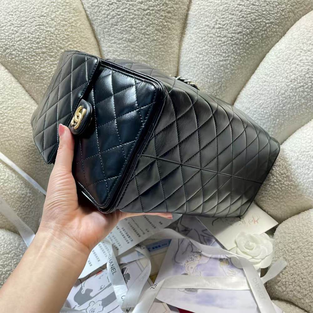 Ch**el 25 Medium Handbag(high-end grade)