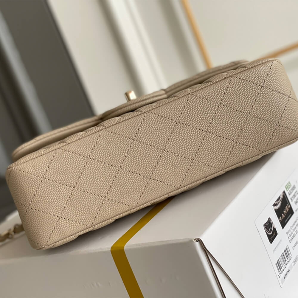 Ch**el SMALL CLASSIC HANDBAG