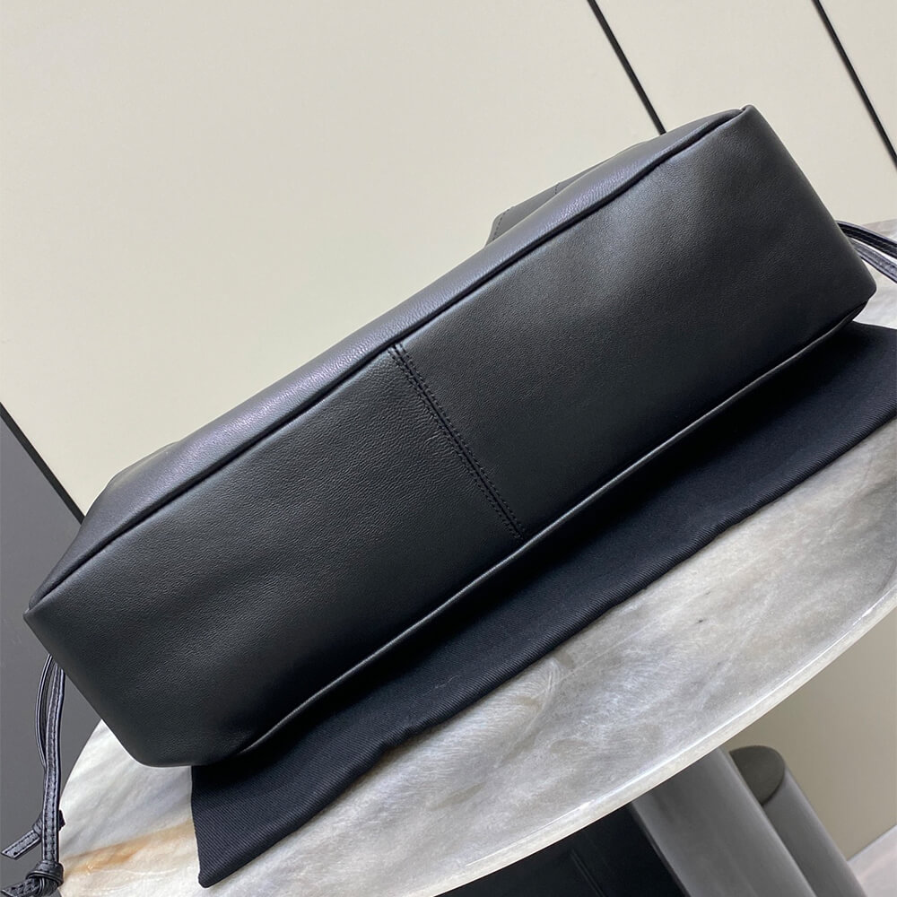 Y51 JAMIE SHOPPING BAG in lambskin