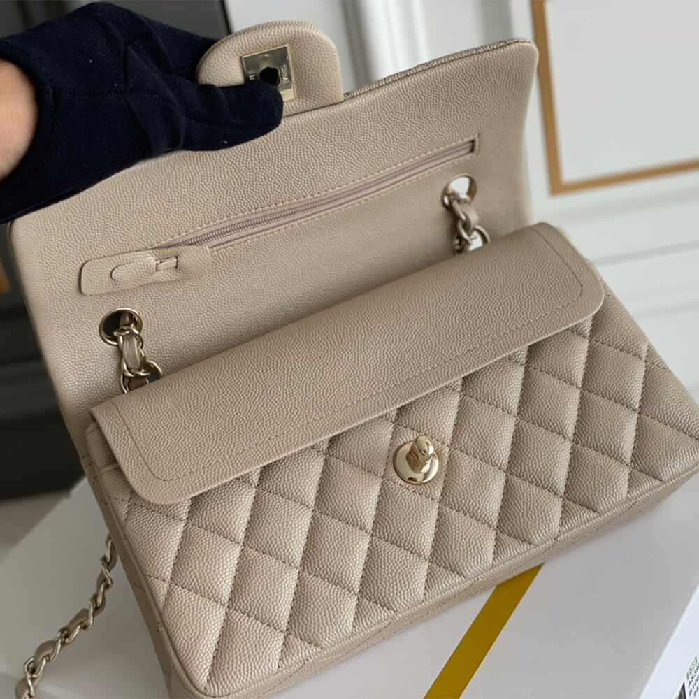 Ch**el SMALL CLASSIC HANDBAG
