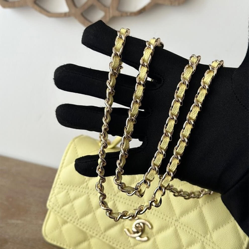 Ch**el Chain Clutch