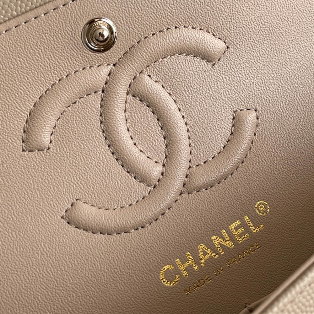 Ch**el SMALL CLASSIC HANDBAG