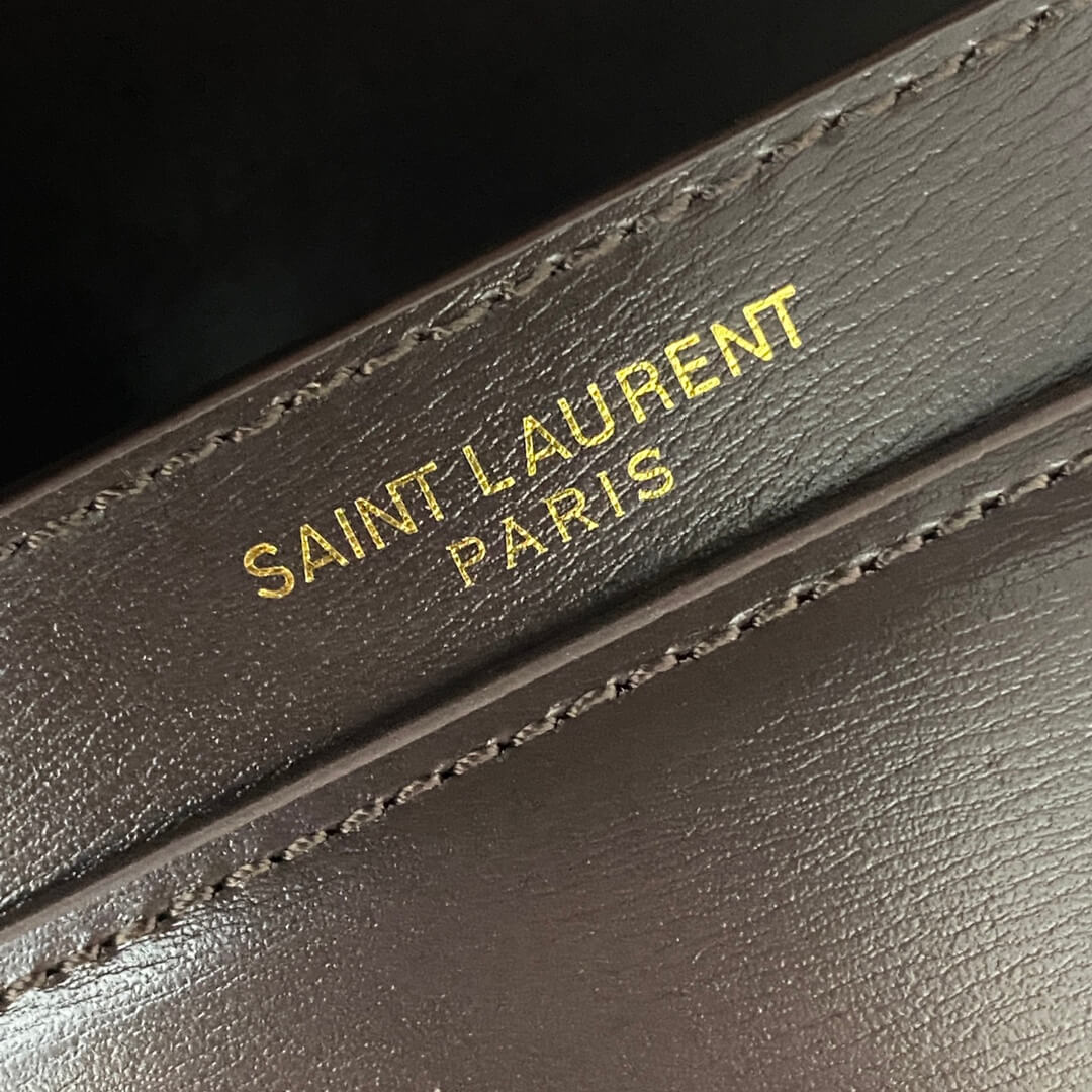 Y51 VOLTAIRE in BOX Sa1nt Lau*nt