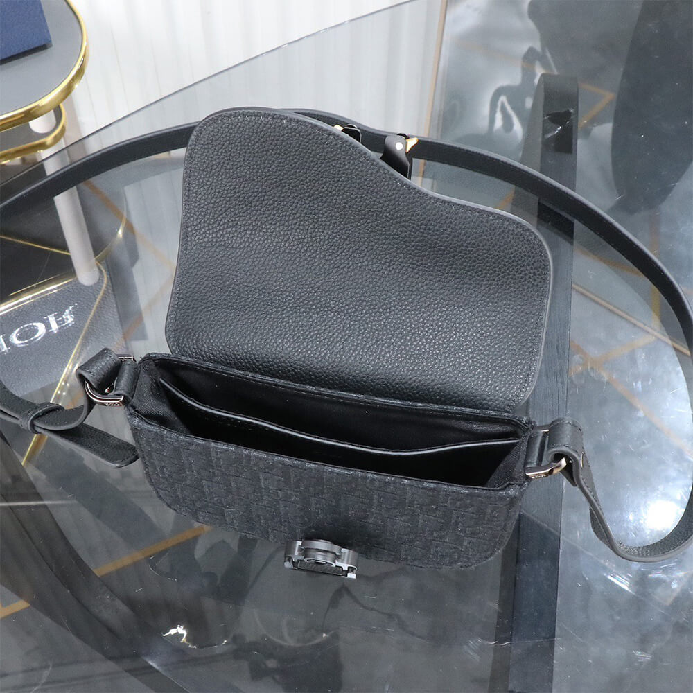 D10r Mini Saddle Messenger Bag with Flap
