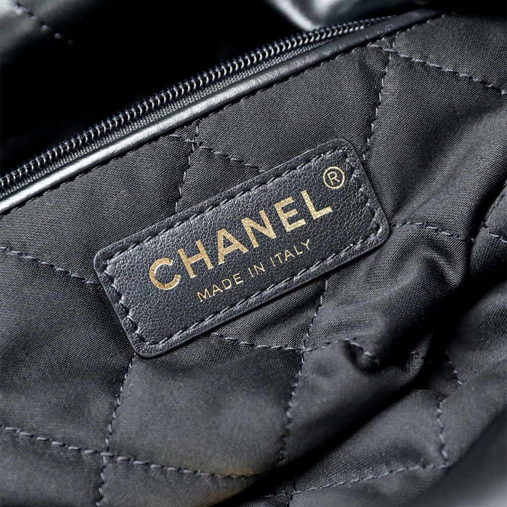Ch**el 22 HANDBAG(high-end grade)