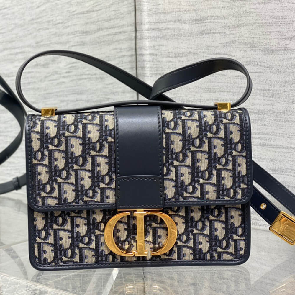 30 MONTAIGNE BAG