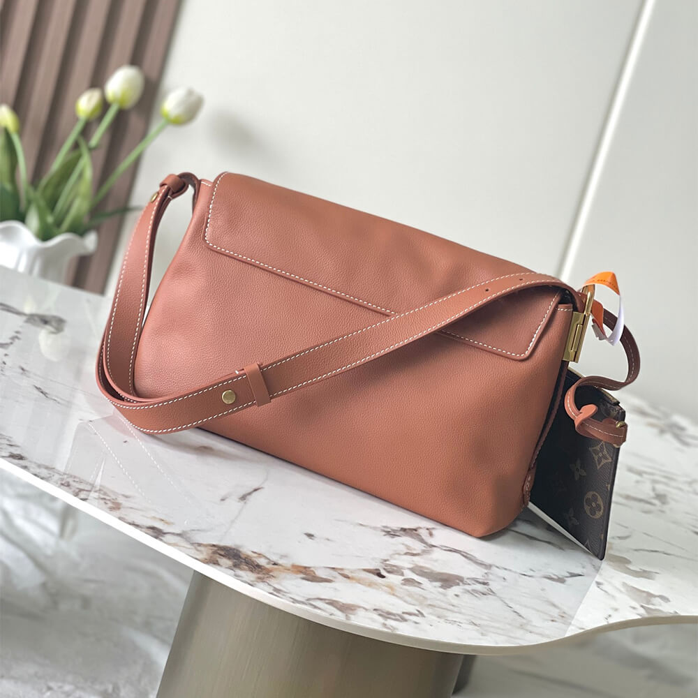 LV Low Key Messenger