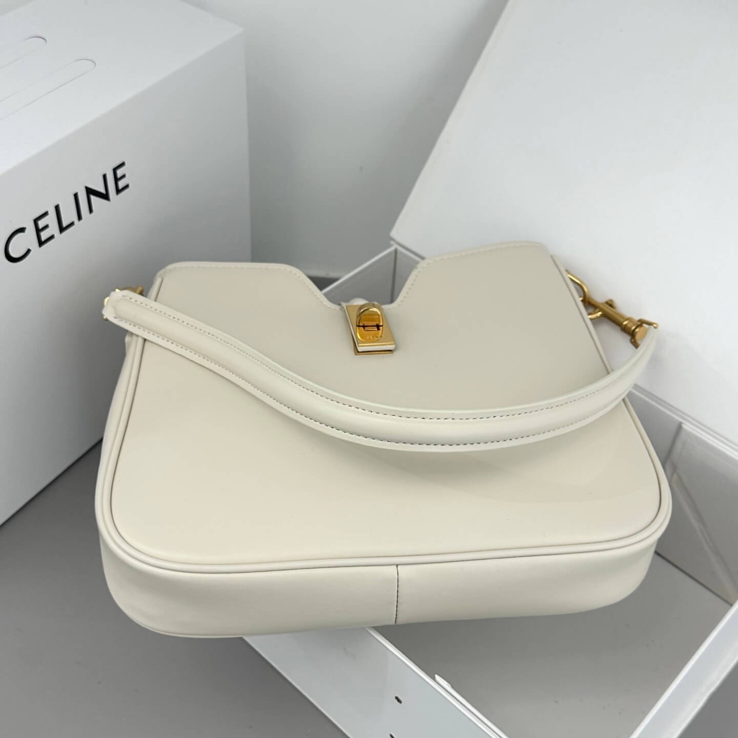 CAMILLE 16 SMALL BAG IN SMOOTH CALFSKIN(HIGH-END GRADE)