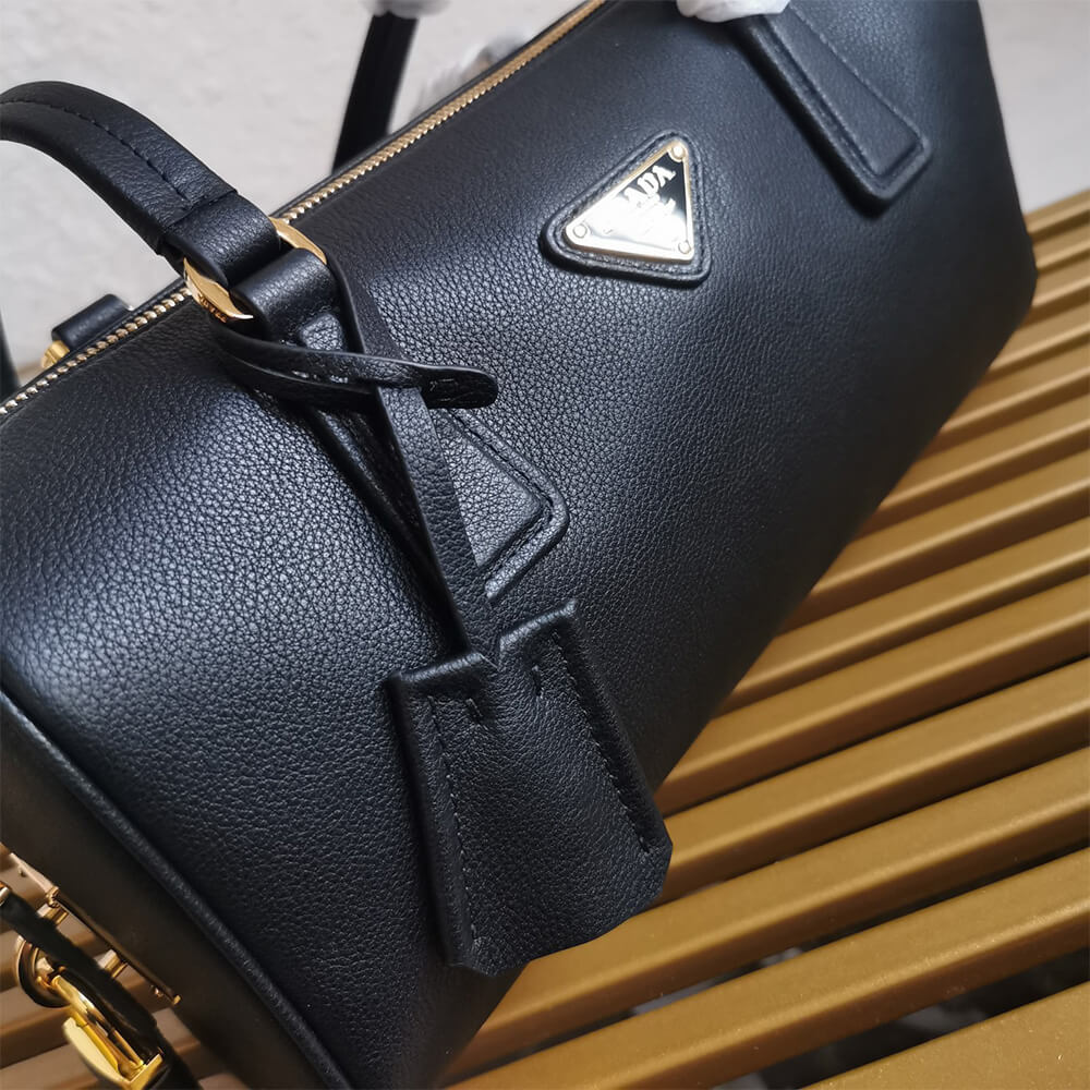 Pra*a Medium leather top-handle bag with padlock(high-end grade)