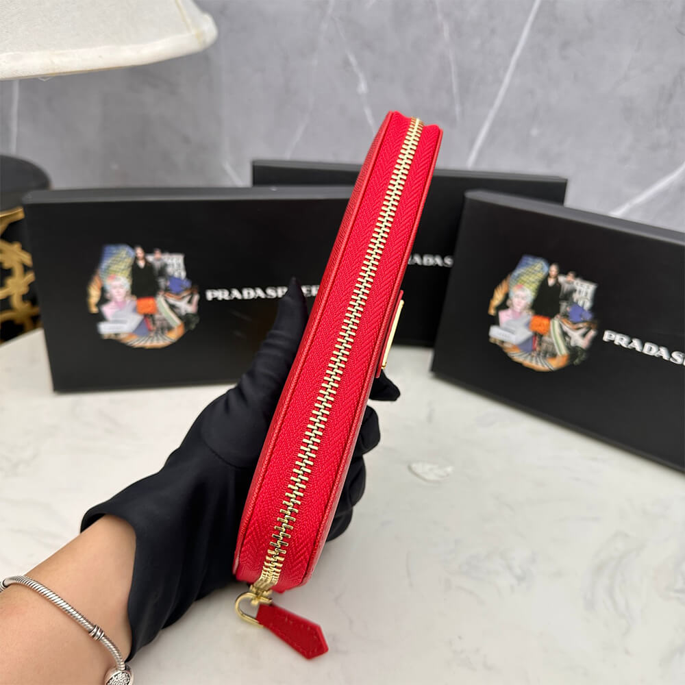 Pra*a Large Saffiano Leather Wallet