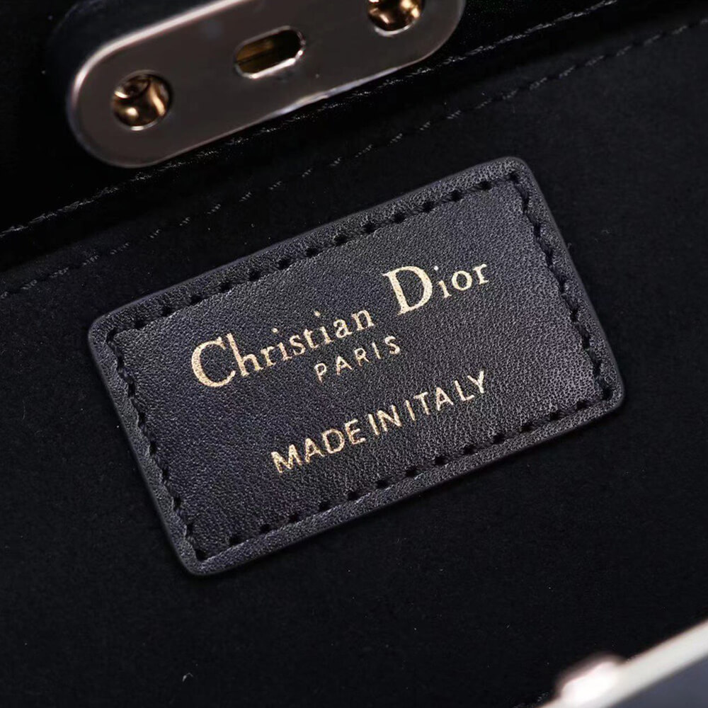 SMALL D10r KEY BAG