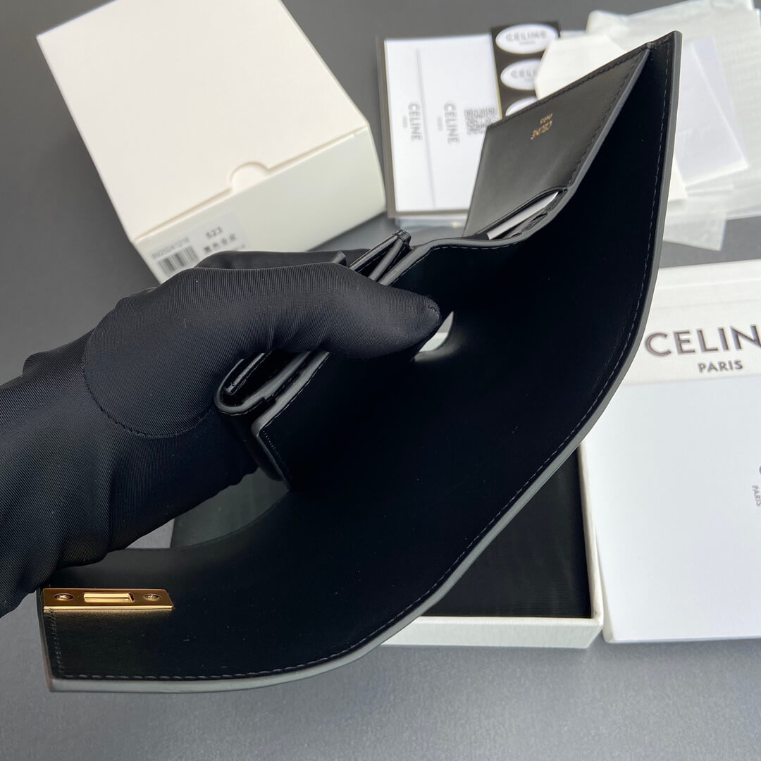Ce1i*e 16 Small Wallet in Shiny Calf Leather