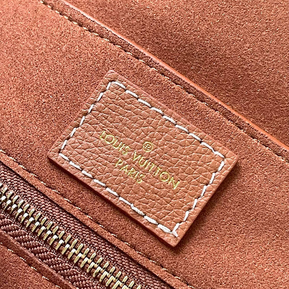 LV Low Key Messenger