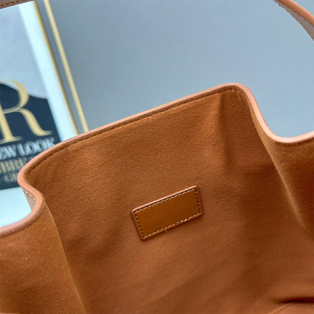 MEDIUM C’EST D10r BAG