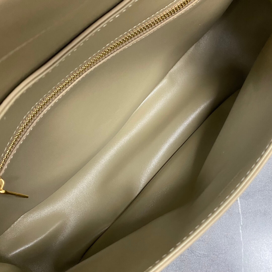 Ce1i*e Medium POLLY bag in soft calfskin