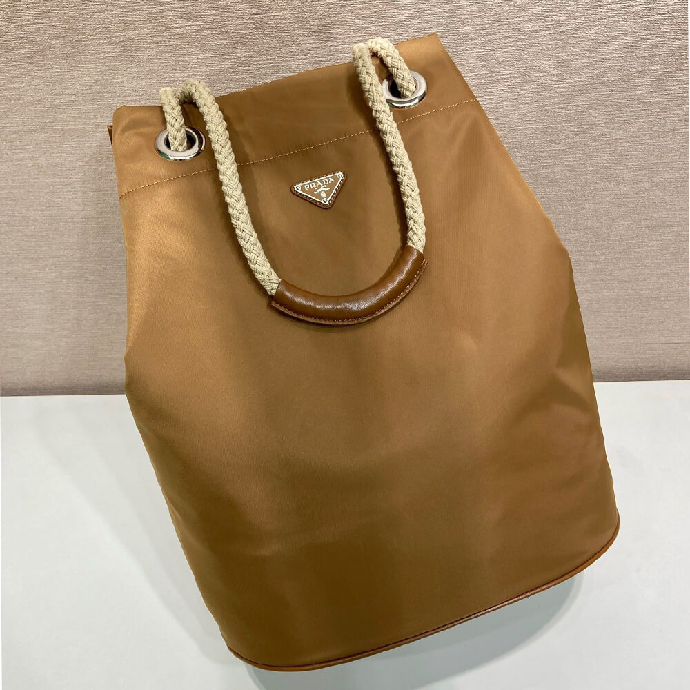 Pra*a Mariner Re-Nylon tote bag(HIGH-END GRADE)