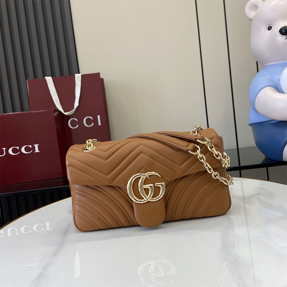 GG Marmont medium shoulder bag