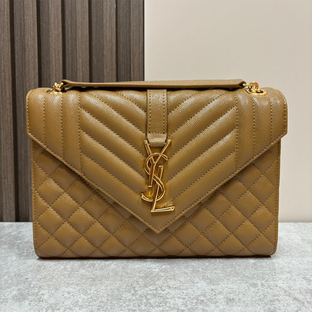 Y51 envelope medium in grained leather