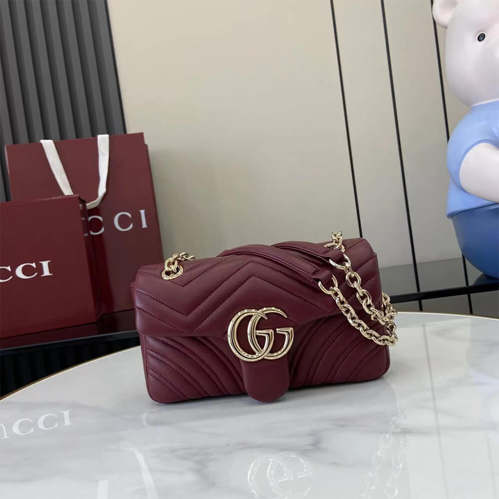 GG Marmont small shoulder bag