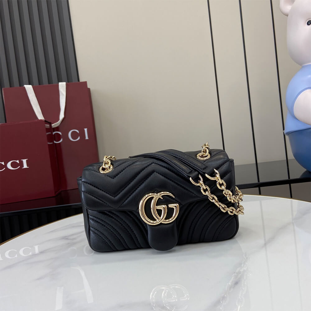 GG Marmont small shoulder bag