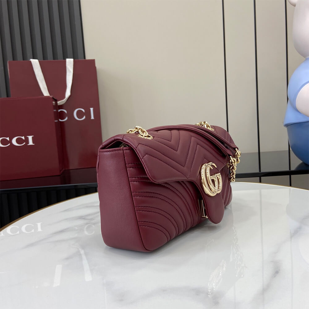 GG Marmont medium shoulder bag