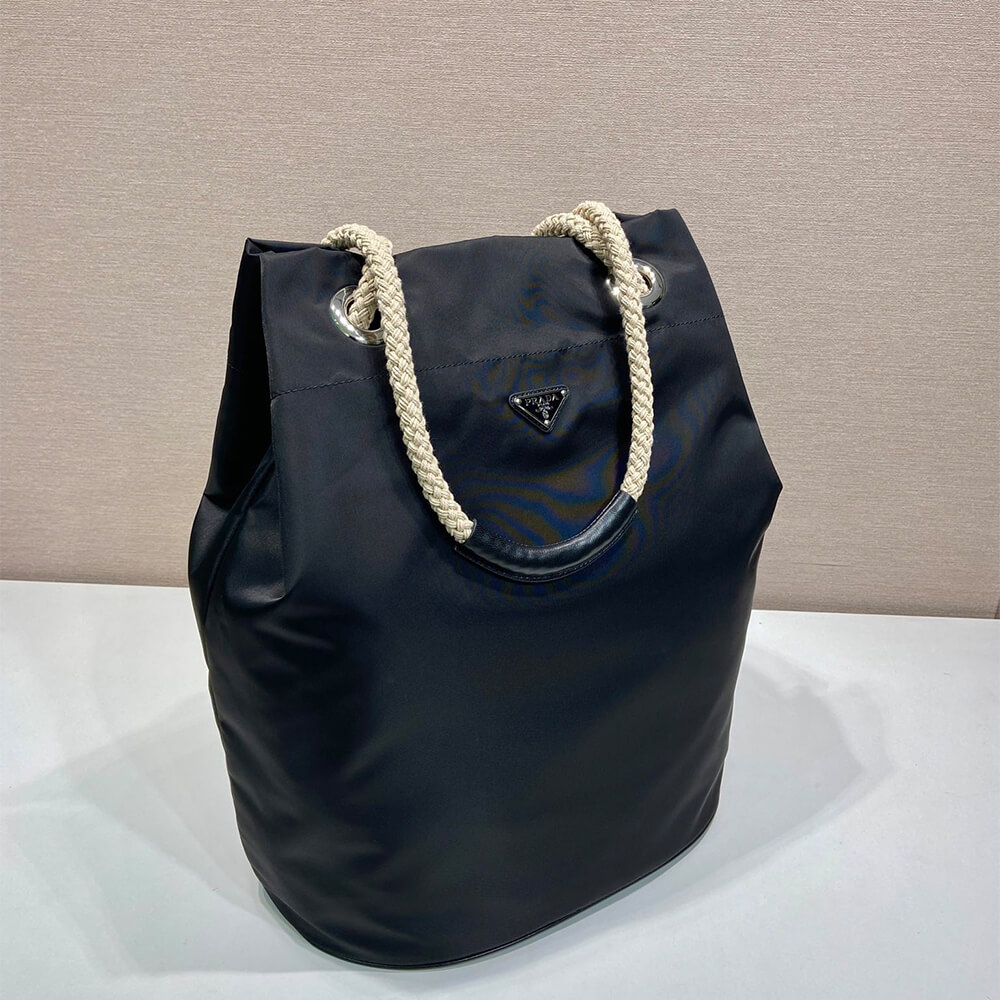 Pra*a Mariner Re-Nylon tote bag(HIGH-END GRADE)