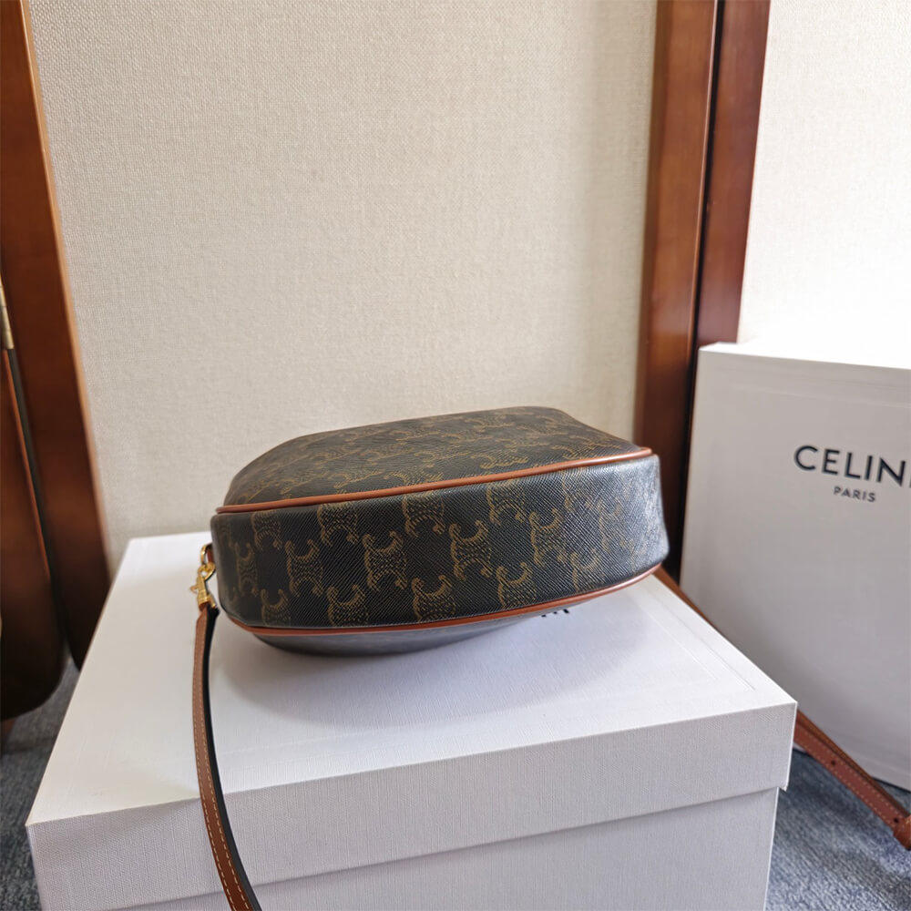 Teen Ce1i*e Lulu IN TRIOMPHE CANVAS AND CALFSKIN