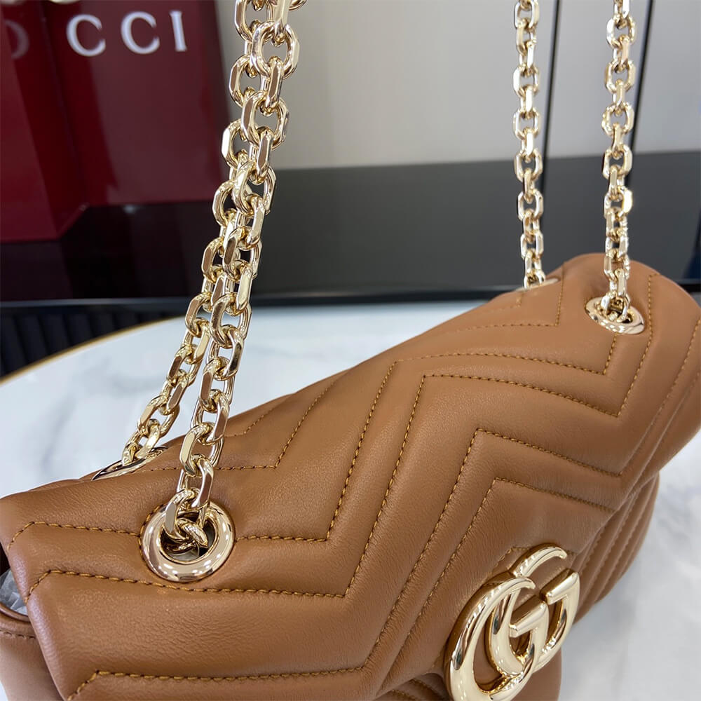 GG Marmont medium shoulder bag