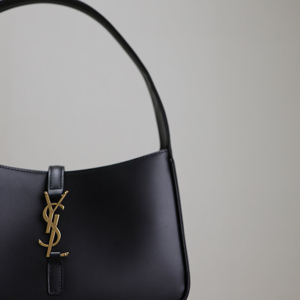 Y51 LE 5 A 7 HOBO BAG IN SMOOTH LEATHER(high-end grade)