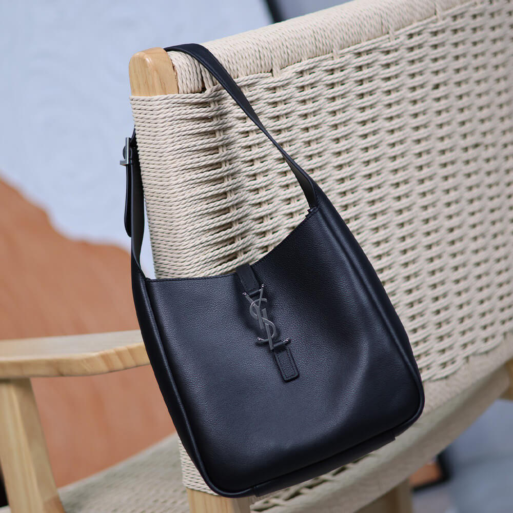 Y51 le 5 à 7 S*pple small in grained leather(HIGH-END GRADE)