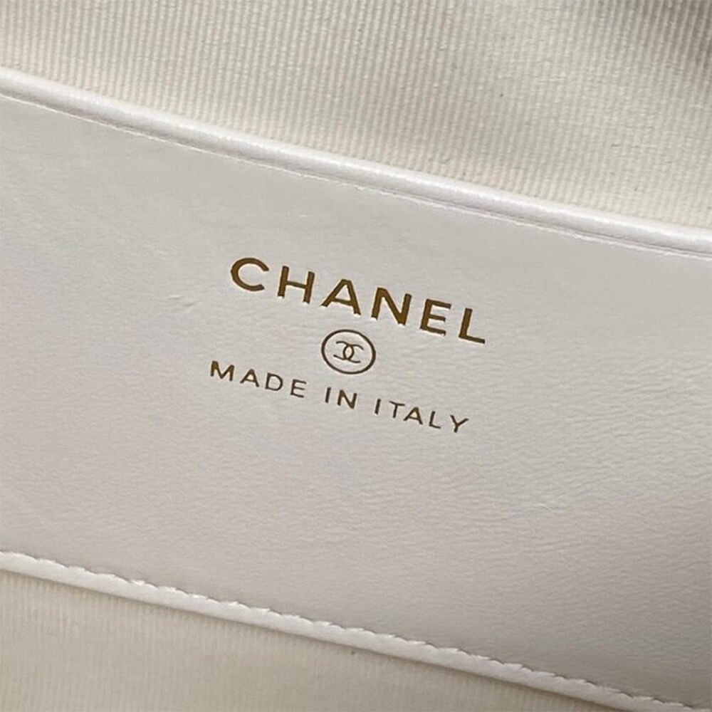 Ch**el Clutch with Chain(HIGH-END GRADE)